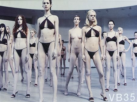 BEECROFT VANESSA Genova 25/04/1969Senza titolo VB35, 1999poster multiplo su...