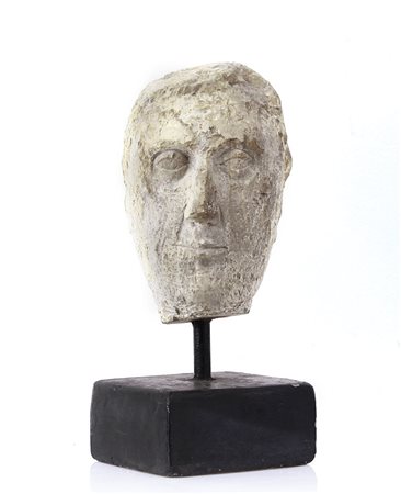 CASSANI NINO Viggiù 1930Testa maschilescultura in pietra bianca cm. 36x15x15...