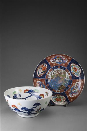 Manifattura giapponese lotto composto da un piatto ed una zuppiera decorata...