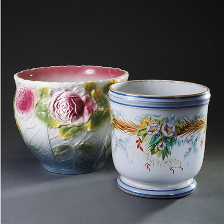 Manifattura francese inizio del sec. XX Lotto composto da due cachepot in...