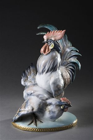 "Galli" gruppo in porcellana policroma (h cm 28) firmato alla base Guido...