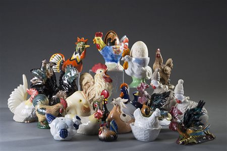 Lotto composto da venti galli di manifatture, misure , epoche e materiale...