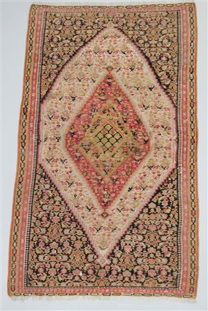 Tappeto Kilim Senneh, Persia inizio sec. XX disegno a medaglioni concentrici...