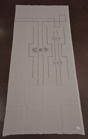 Tenda in lino con àjour. Sec. XX (cm 290x115) (lievi difetti) Linen curtain,...