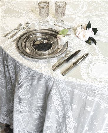 Tovaglia patchwork di pizzo Valanciennes e tulle ricamati (280 x 180 cm) Sec....