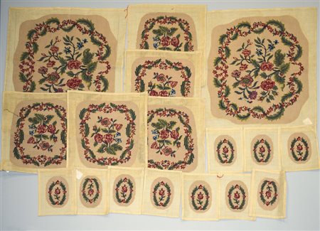 Lotto composto da un rivestimento a piccolo punto per due sedili di poltrone,...