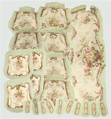 Lotto di un copripanca, tre sedute per poltrone complete con dieci...