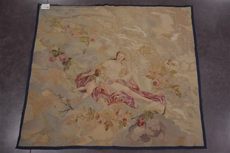 Frammento di arazzo francese sec. XIX divinità con putto e rose sparse...