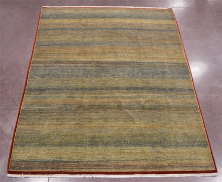 Tappeto orientale annodato in lana policroma, manifattura contemporanea (cm...