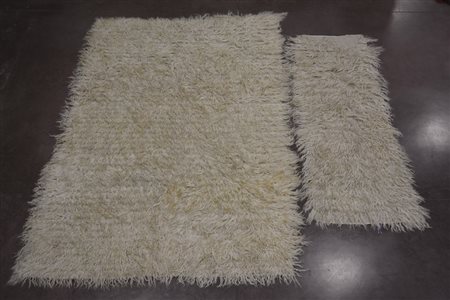 Due tappeti Fillik Anatolia sec. XX annodati in lana bianca (cm 200x69)(cm...