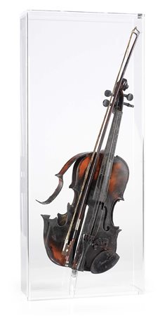 Arman Nizza 1928 - 2005 Violon cassée, 1991 Violino bruciato, cm. 75 h. Firma...