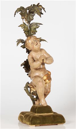 MANIFATTURA ITALIANA DEL XVIII SECOLO Puttino orante in legno policromo....