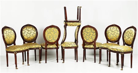 MANIFATTURA ITALIANA DEL XX SECOLO Otto sedie in stile Luigi XVI con inserti...