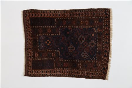 BELUCISTAN Tappeto orientale. Persia Orientale. 1920. Lana e cotone. Cm 80,00...