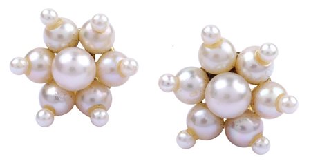ORECCHINI A LOBO IN ORO GIALLO 18KT con perle coltivate a gradazione da mm....