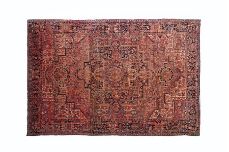 TAPPETO HERITZ Persia, XX Sec. disegno a motivi geometrici stilizzati, ordito...