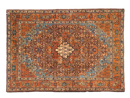 TAPPETO TABRIZ su fondo mattone A TABRIZ RUG On brick color ground 196x141 cm.