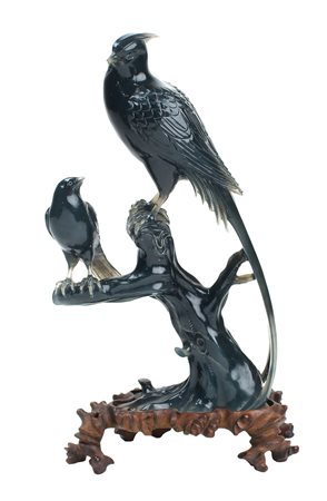 GRUPPO IN PIETRA TRASLUCIDA VERDE Cina, fine del XIX Sec. raffigurante...