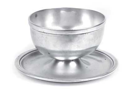 SALSIERA IN ARGENTO Italia, XX Sec. corpo liscio, cm.8x16 AN ITALIAN SILVER...