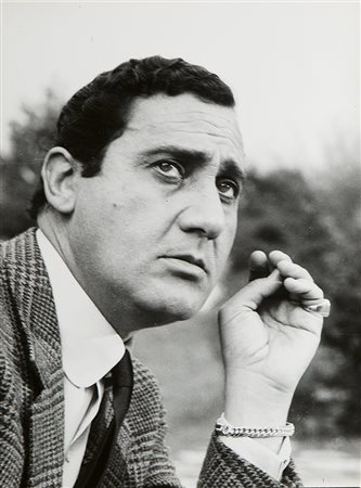 Angelo Frontoni (1929-2002) Alberto Sordi, ca. 1960/’70 Stampa vintage alla...