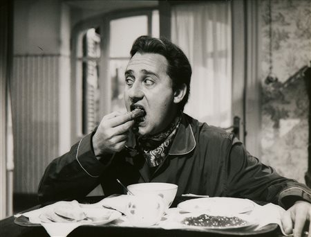 Galfano Alberto Sordi, ca. 1950 Stampa vintage alla gelatina sali d’argento....