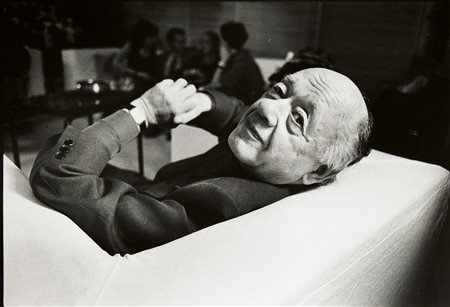 Maria Mulas (b. 1956) Eugéne Ionesco, 1986 Stampa vintage alla gelatina sali...