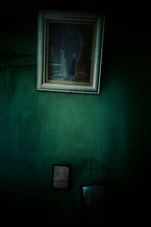 Vincenzo Castella (b. 1952) Interno, 1975 Stampa vintage chromogenica....