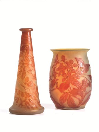 DUE VASI Manifattura Gall&egrave; vetro lavorato all'acido con decori a...