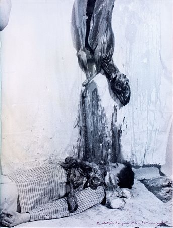 Hermann Nitsch Wien/Vienna 1938 9. Aktion, 1965 Fotografia, 65x60 cm...