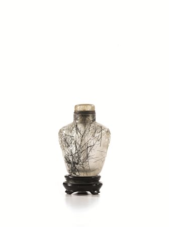 SNUFF BOTTLE, CINA, DINASTIA QING, SEC. XIX in cristallo di rocca...