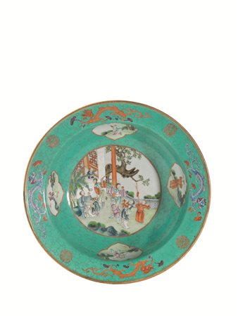 BACILE, CINA, SEC. XIX in porcellana famiglia rosa, il fondo a finta pietra...