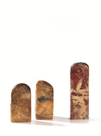 TRE SIGILLI, CINA, DINASTIA QING, SEC. XIX E UN ANELLO DA ARCIERE, CINA,...