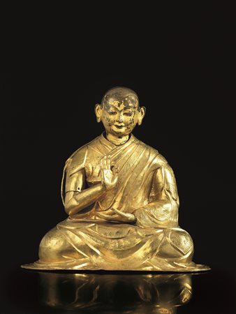 SCULTURA, CINA, SEC. XVIII in rame dorato sbalzato, raffigurante monaco in...