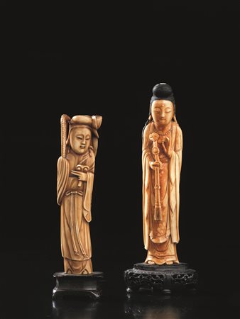 DUE INTAGLI, CINA, SEC. XX in avorio, raffiguranti figure femminili, alt. cm...