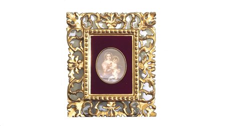 MADONNA CON BAMBINO miniatura dipinta, in cornice intagliata e dorata MADONNA...
