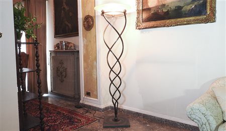 PIANTANA IN FERRO BATTUTO sostegno elicoidale, coppa in vetro h cm 177...