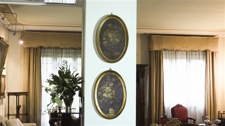 VASI CON FIORI inizio del XX secolo coppia di dipinti ad olio su tela in...