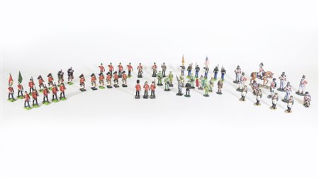 RACCOLTA DI SOLDATINI DIPINTI DI DIVERSI REGGIMENTI (58) TOY SOLDIERS