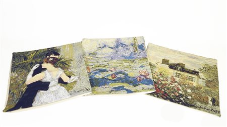 TRE COPRICUSCINI RICAMATI AD ARAZZO CON OPERE DI RENOIR E MONET cm 45x45...