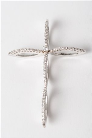 PENDENTE/CROCE in oro bianco 18 Kt. con brillantini (Kt. 1.20).