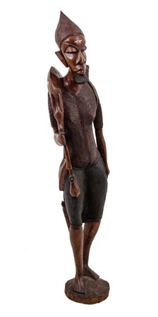 SCULTURA in palissandro raffigurante "santone". Africa XX secolo Misure: h cm...