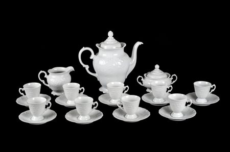 SERVIZIO da caffe' in porcellana bianca composto da CAFFETTIERA, LATTIERA,...