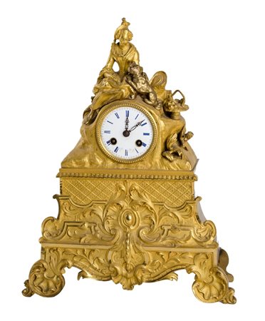 OROLOGIO in bronzo dorato a mercurio con scultura raffigurante "donna con...