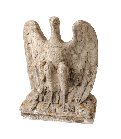 SCULTURA in pietra raffigurante "aquila reale". Italia XVII secolo Misure: cm...