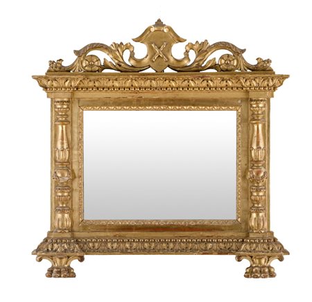 SPECCHIERA a tempietto in legno intagliato e dorato ad oro zecchino. Toscana...