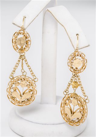 ORECCHINI pendenti in oro basso titolo filigranato.