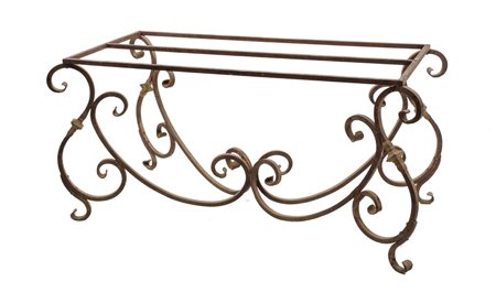 TAVOLO in ferro. XX secolo Misure: cm 170 x 75 x h 75