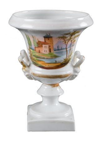 VASETTO Impero in porcellana bianca lumeggiata in oro. Italia primi '800...