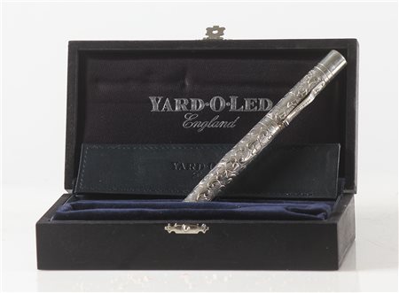 MANIFATTURA INGLESE Stilo Yard-o-led. Argento. Cm 14,50. Stilo Yard-o-led in...