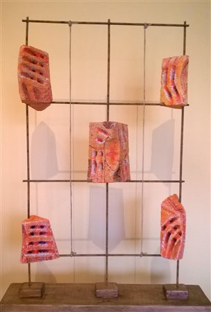 Calogero Salemi Racalmuto (AG) 1966 Graffiti 2015 Gasbeton, ferro, legno,etc....